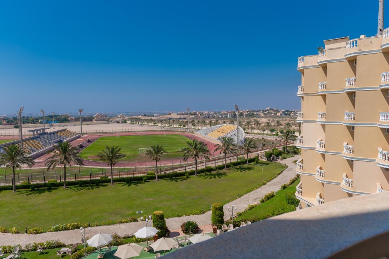 Tolip Family Club Borg El Arab Hotel Кинг Мариут Екстериор снимка