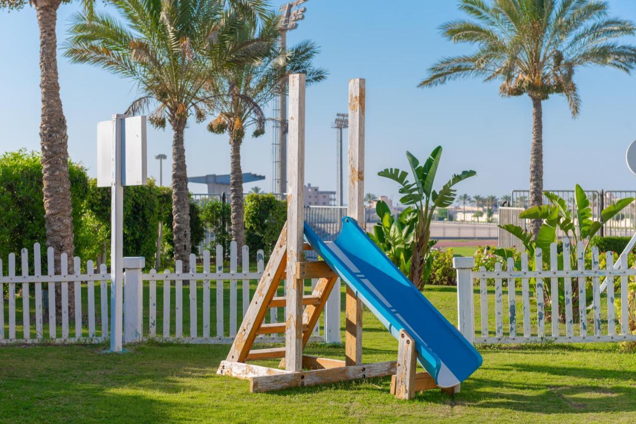 Tolip Family Club Borg El Arab Hotel Кинг Мариут Екстериор снимка